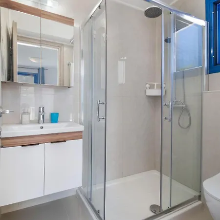 Villa-islay וילה *